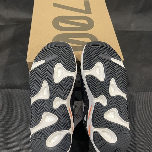 ADIDAS YEEZY BOOST 700 WAVE RUNNER KIDS - Picture 4 of 5